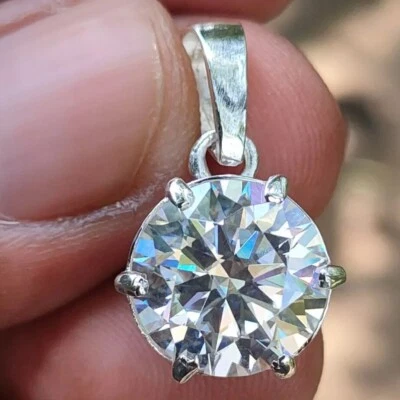 RARE 3.40 Ct Certified White Treated Diamond Solitaire Pendant in 925 Silver - Image 1 of 4