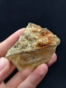 Raro 396ct. Cuarzo cetrino con brechas - gema de depósito Volodarsko, Ucrania - Imagen 1 de 8