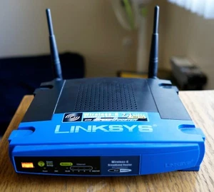 Linksys 4-Port WRT54GS Wireless-G Broadband Router 2.4GHZ 802.11g Speed Booster - Picture 1 of 7