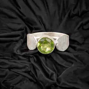 Peridot Gemstone 925 Sterling Silver Ring Handmade Jewelry Ring For Gift - Picture 1 of 3