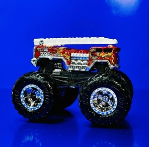 Hot Wheels Monster Truck HWMTFD 5 Alarm Red 1:64 Scale Fire Dept. Engine - Picture 1 of 5
