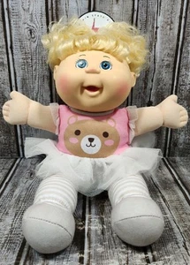 Cabbage Patch Kid Doll Baby 2015 OAA Inc Blonde Hair Blue Eyes WCT-11NH - Picture 1 of 9