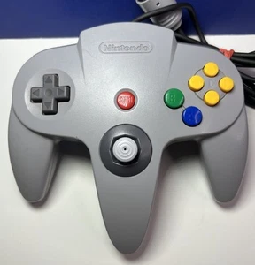 Mando Nintendo 64 N64 Gris NUS-005 OEM - Juego Probado, Buen Stick - Imagen 1 de 4