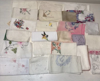 Mixed Lot 25 Vintage Handkerchief Hankies Hanky Floral Embroidered Appliqué Lace - Image 1 of 4