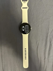 Google Pixel Watch Gen 1 Polished Silver with white band plus 3 bands included - Zdjęcie 1 z 5