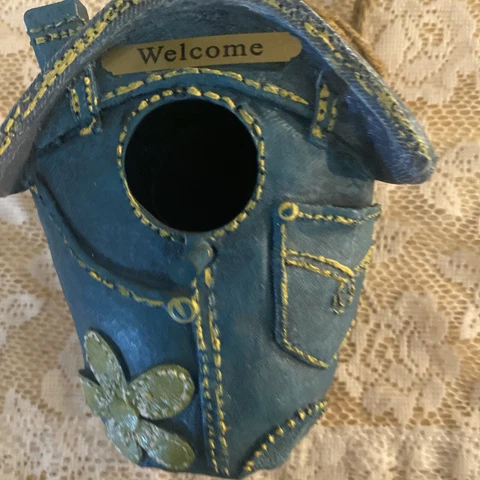 Birdhouse Vintage Blue Jean Resin Cover