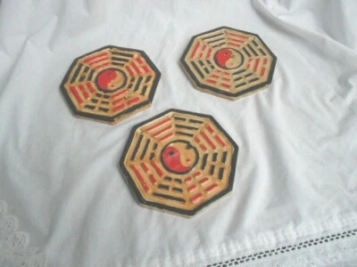  PLACA I CHING PINTADA A MANO BUENA SUERTE + TRIGRAMAS FENG SHUI BAGUA 4 PUERTAS # 5605 Foto 1 de 4