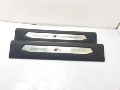BMW F40 2019 serie 1 cubiertas de placa de umbral delantero derecho + izquierdo hatchback de 5 puertas Foto 1 de 4
