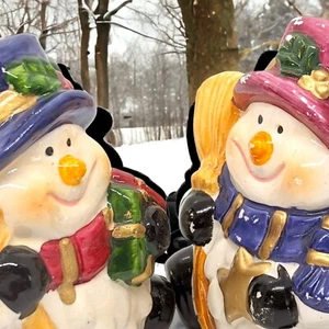 Schneemann mit Geschenken Vintage Keramik Salz Pfefferstreuer Winter Weihnachten Urlaub - Bild 1 von 10