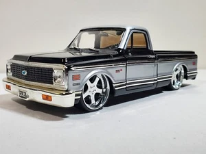 Jada Dub City Oldskool 1972 Chevy Cheyenne Maßstab 1:24 🤯 - Bild 1 von 21