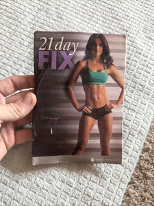 Beachbody 21 Day Fix 2 DVD Set Cardio Yoga Nutrition Dvds WATER DAMAGE! - Foto 1 di 14