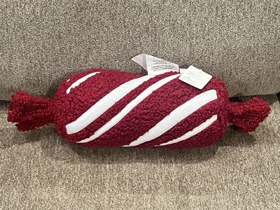 NUEVO Pottery Barn Acogedor Peluche Imitación Piel Menta Twist Almohada en Forma de Caramelo, Rojo Foto 1 de 3