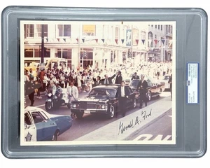 Unique President Gerald Ford Signed Photograph w/ Secret Service Motorcade PSA - Picture 1 of 2