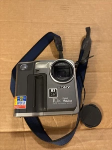*Parts Or Repair** Sony MVC-FD7 Floppy Disk Drive Digital Mavica Camera - Picture 1 of 3