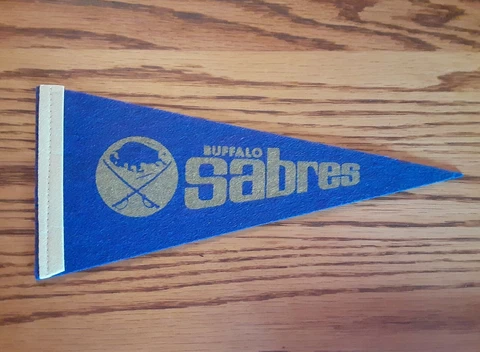 Buffalo Sabres - Vintage 1970 Inaugural Season Mini Pennant Fantastic Condition Cover