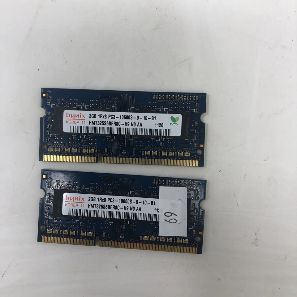 HYNIX HMT325S6BFR8C-H9 2GB RAM PC3-10600S 1RX8X2  (TOTAL 4GB) - USED - Image 1 of 2