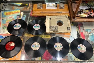 Lot Of Bakelite Childs Records In Cover - Picture 1 of 19
