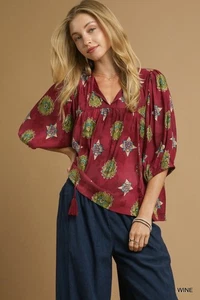 Umgee Women's Floral V-Neck Tassel Tie Neck 3/4 Sleeve Blouse Top in Wine - Picture 1 of 5