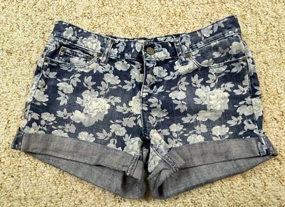 Pantalones cortos para mujer Banana Republic denim floral con puños talla 25 (cintura 29") Foto 1 de 4
