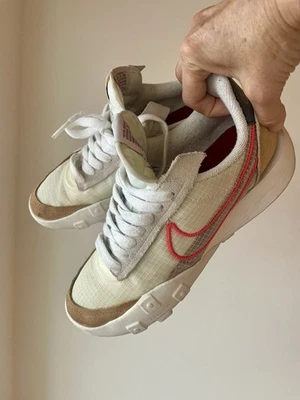 Nike Waffle Racer 2X White Bright Crimson Sneakers CK6647-101 Women's 6.5 - Image 1 of 4