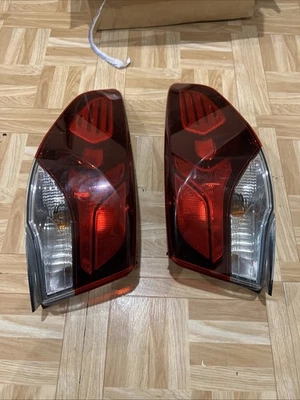 Luces traseras de freno traseras Hyundai Sonata 2018 2019 fabricadas en Estados Unidos OEM Foto 1 de 4