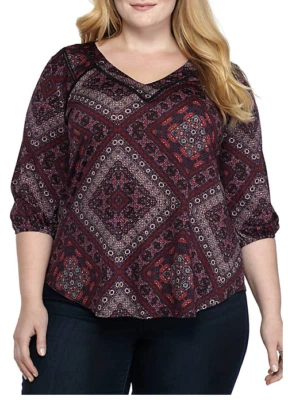 Top estampado manga 3/4 adornado ganchillo tela elástica New Directions 2X Foto 1 de 4