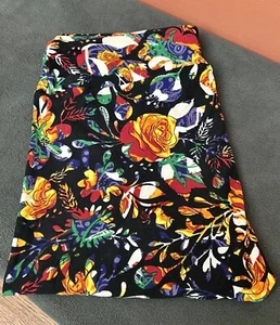 LuLaRoe TC Leggings Roses Disney Floral Red, Orange, Yellow On Black NWOT - Picture 1 of 7