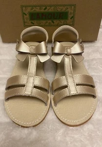 Girls NWB Lamour Leather Sandals Flat Shoes Ankle Straps Big Kids Youth 2 M - Picture 1 of 11