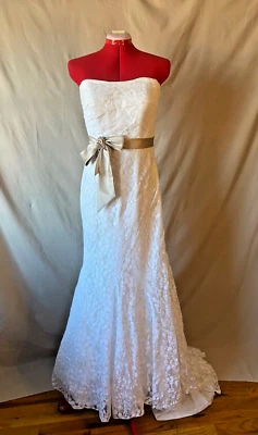 barato/hermoso vestido de novia usado diseñado por galina/escote sin tirantes Foto 1 de 4