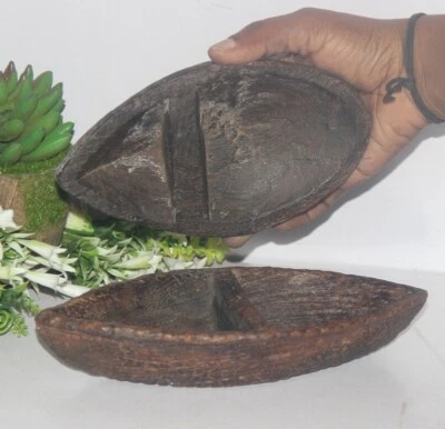 Antiguo cuenco tribal de madera tallado a mano de la década de 1850 2 piezas y decorativo para guijarros 8711 Foto 1 de 4