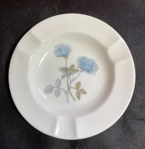 Vintage Wedgewood Bone China Ice Blue Rose Pattern Small Ashtray Made in England - Picture 1 of 18