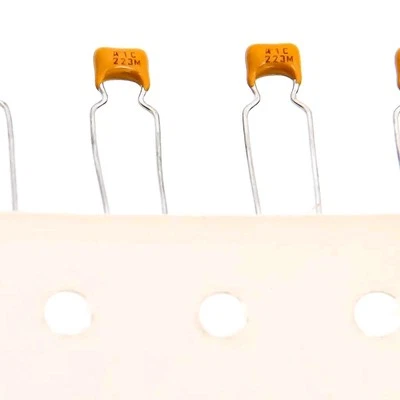 Condensadores cerámicos (MLCC) AVX 100 un. 100v 0.022uF 22nF 223 Foto 1 de 4