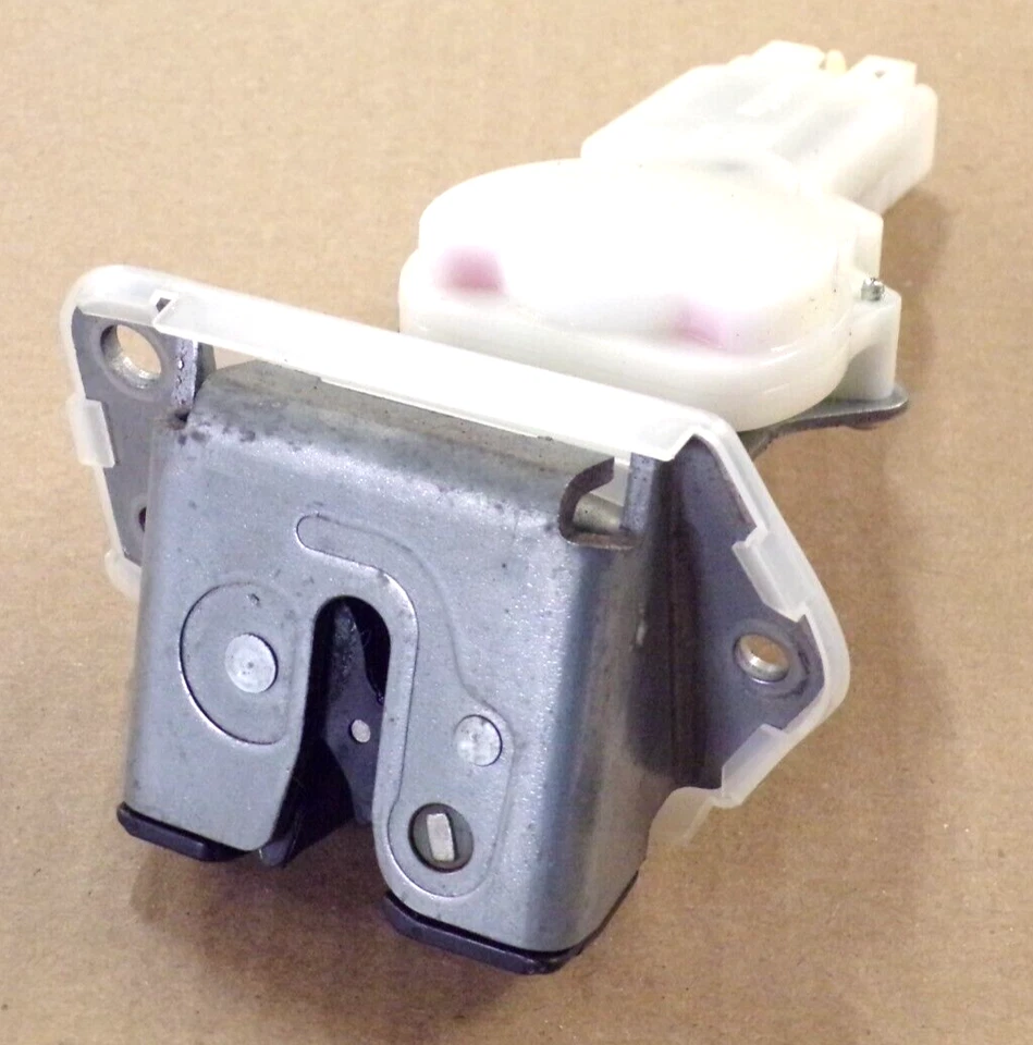 2010 suzuki sx4 atuador de trava de portão de elevação 2007-2013 trava de escotilha - Imagem 1 de 3