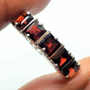 Cushion Cut Red Garnet & Sterling Silver Ring size 7 - Picture 1 of 5