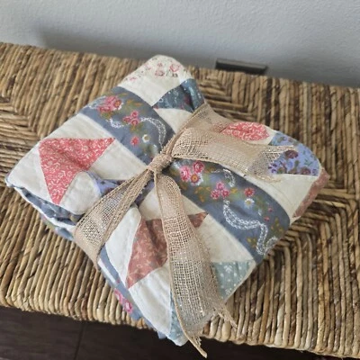 绗缝枕头 — 第 1/4 张图片