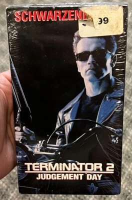 BRAND NEW Terminator 2: Judgment Day T2 VHS 1991 Sealed Canadian Home Video - Image 1 of 4