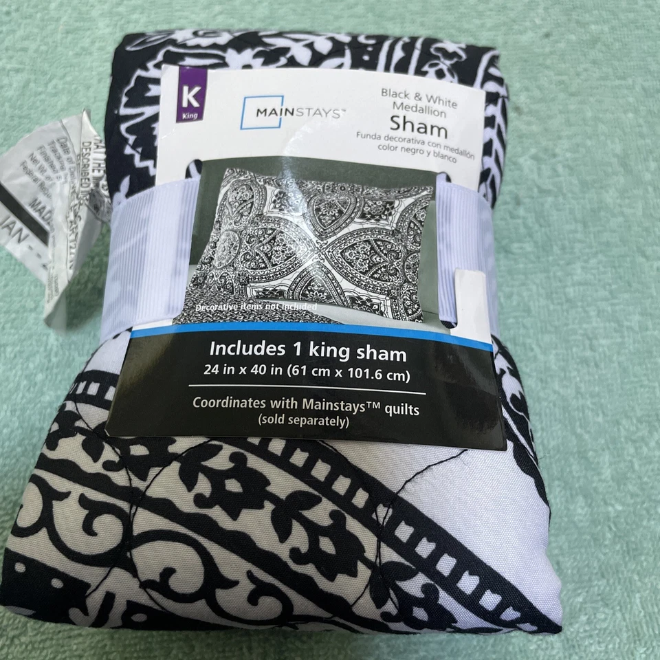 Mainstays Pillow Sham Black & White Medallion King Size 1 Sham
