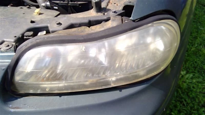 Faro de conductor VIN N 4º dígito clásico para Chevy Malibu 97-05 OEM Foto 1 de 4