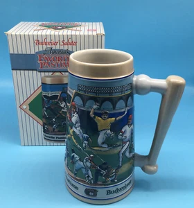 Vintage 1990 Budweiser Sports Series America's Favorite Pastime Baseball Stein - Foto 1 di 11