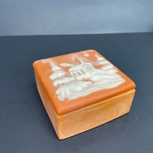 Incolay Carved Cameo Style Winter Church Trinket Box Ring Jewelry Vtg USA Made - Picture 1 of 9