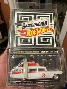 Mattel Ghostbusters ECTO-1 Glow In The Dark Hot Wheels CONVENTION 2015 RLC - Picture 1 of 4