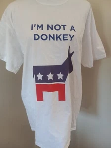 Republican An Elephant Never Forgets Im Not A Donkey Grafik T-Shirt USA L - Bild 1 von 5