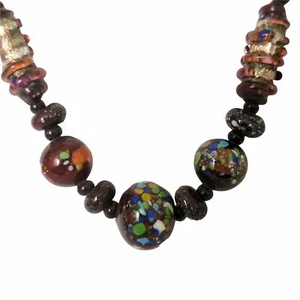 Braune Damen-Perlenkette 19 Zoll mit runden Millefiori Perlenakzenten Fassverschluss - Bild 1 von 9