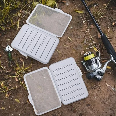 Estuche de almacenamiento de cebo y anzuelo para pesca con mosca con tapa transparente e interior de espuma Foto 1 de 4