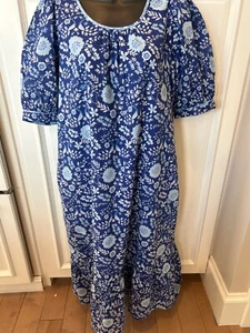 Tuckernuck  Olivia James The Label  Blue Floral 100% Cotton Midi Dress   Size S - Picture 1 of 17