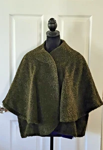 The Lundstrom Collection Olive Green Caplet Size Large, in Wool, Alpaca, Mohair - Picture 1 of 15