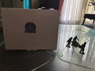 FIESTA CAMILLA REY Y PAÍS BBA039 (4 PIEZAS) (RETIRADA) Foto 1 de 4