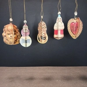 (5) 1980 Victorian Reproduction Christmas Ornaments Diecut 3D Merrimak Hong Kong - Picture 1 of 8