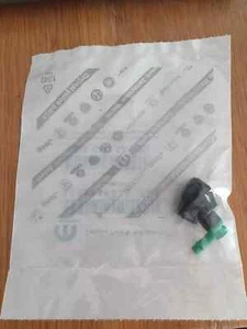 GENUINE MOPAR JEEP GRAND CHEROKEE 11-22 WINDSCREEN WASHER NOZZLE 68260443AA - Picture 1 of 2