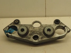 SUZUKI VX800 VX 800 UPPER TRIPLE TREE TOP YOKE 51311-45C00 - Picture 1 of 3